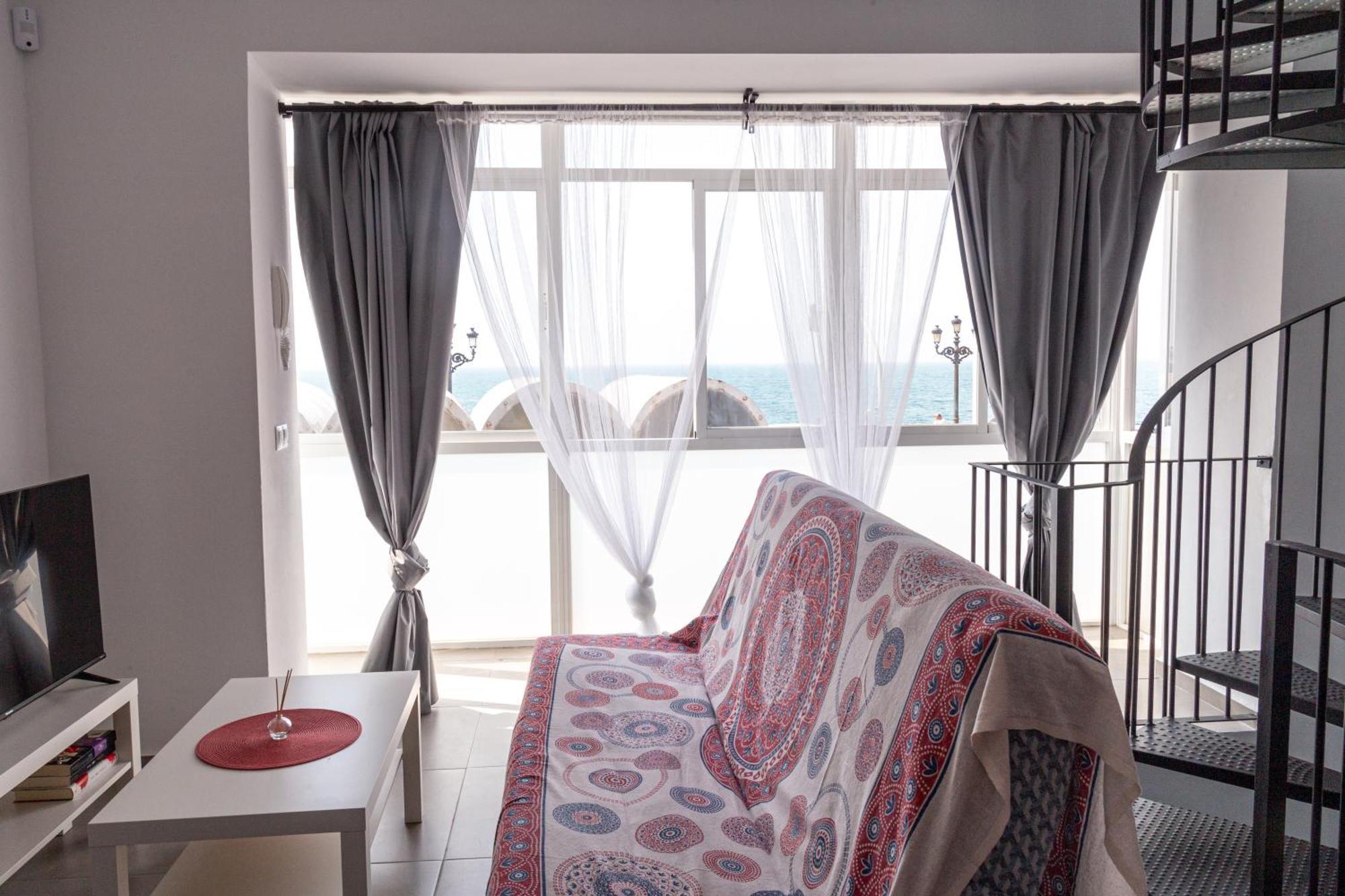 דירות קדיז Casa Completa Triplex & Parking By Gades Gestion מראה חיצוני תמונה