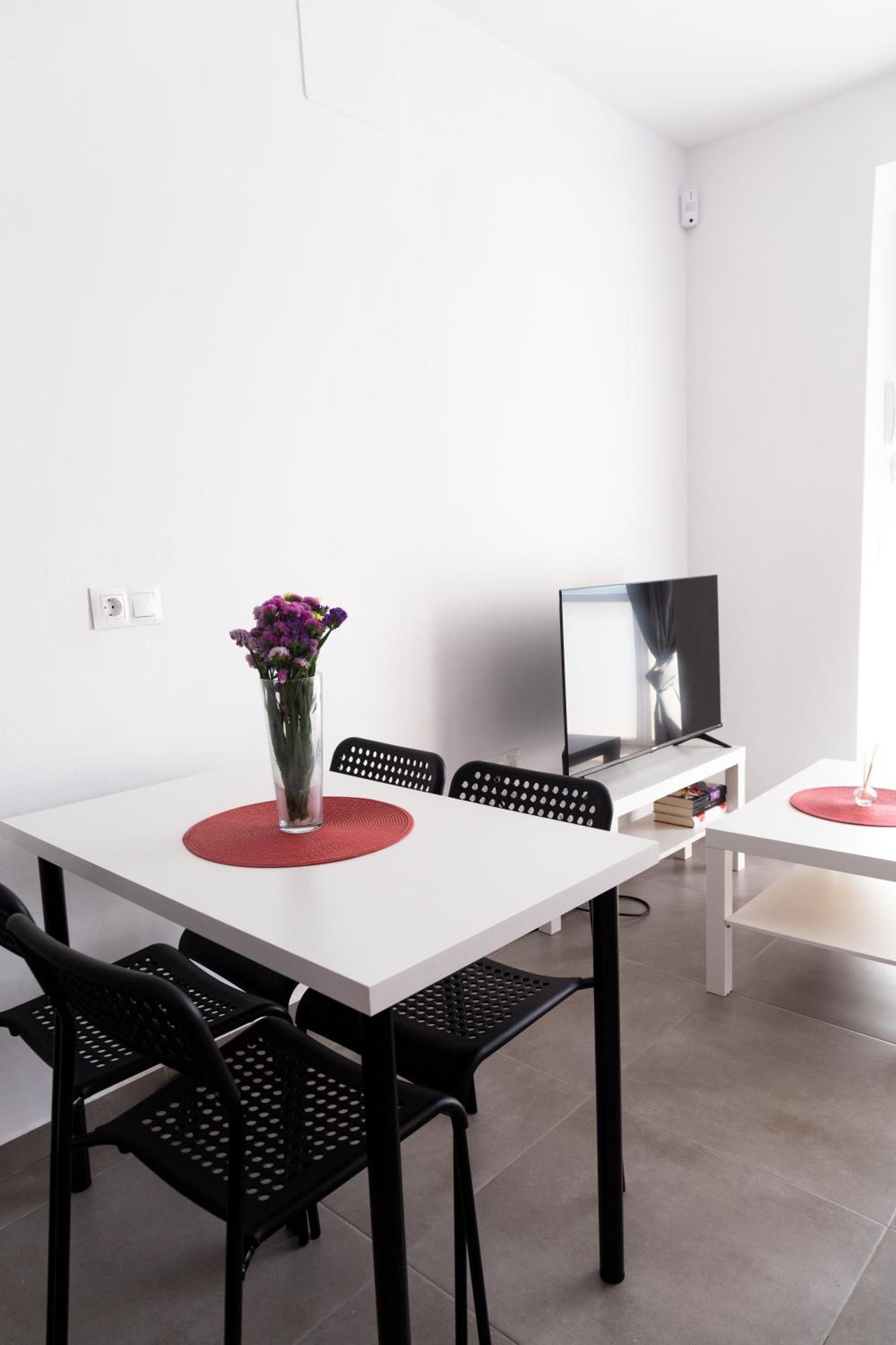 דירות קדיז Casa Completa Triplex & Parking By Gades Gestion מראה חיצוני תמונה