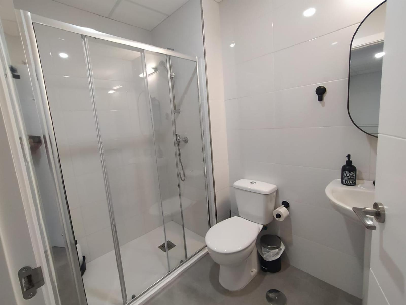 דירות קדיז Casa Completa Triplex & Parking By Gades Gestion מראה חיצוני תמונה